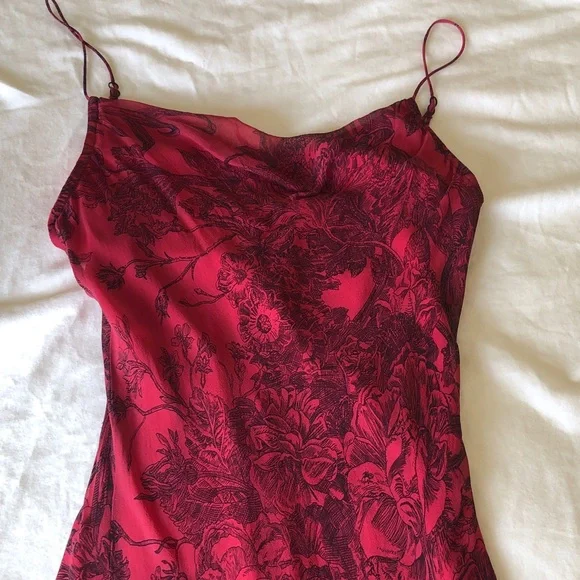 Betsey Johnson silk, airy, elegant black on red lined special occasion dress. - Picture 11 of 12